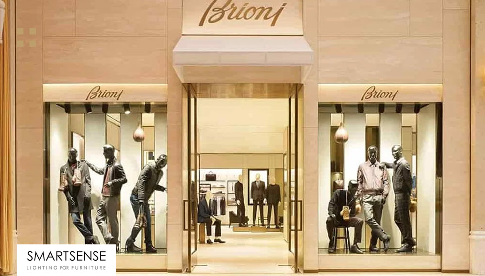 جدیدترین نمونه‌های نورپردازی نمای مغازه