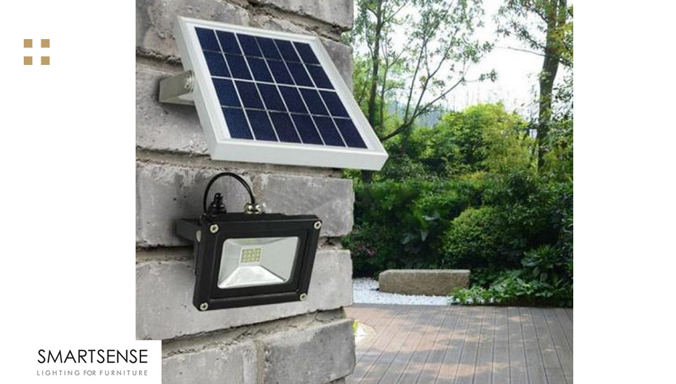 نمونه چراغ خورشيدى ایرانی