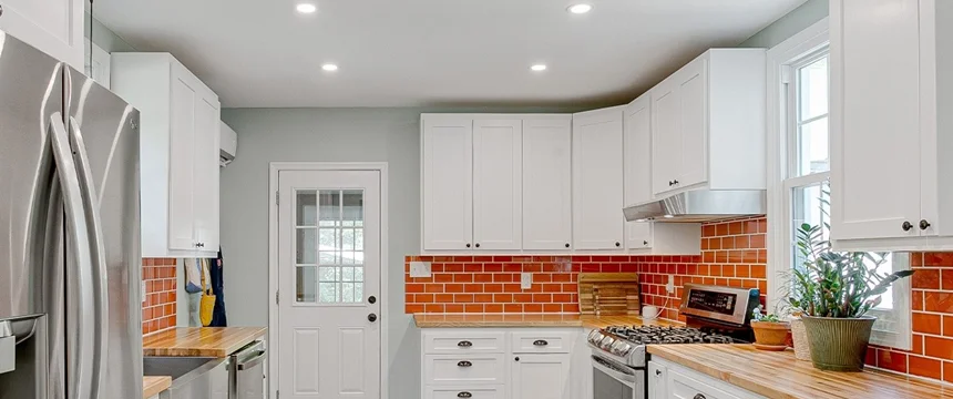 انتخاب بهترین چراغ سقفی توکار برای نورپردازی داخل ساختمان