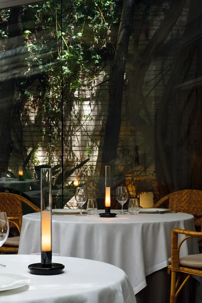 چراغ رومیزی مدرن مدل KS0131 [+کیفیت بالا و ضمانت اصالت]